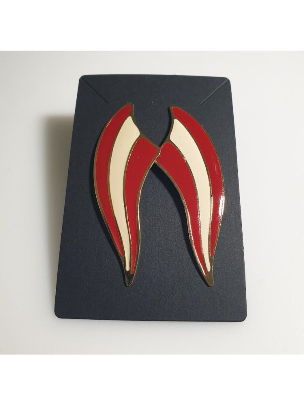 Angel Wings Bandana Dangle Earrings 2.5 Inch Enamel Design Red White Gold Tone